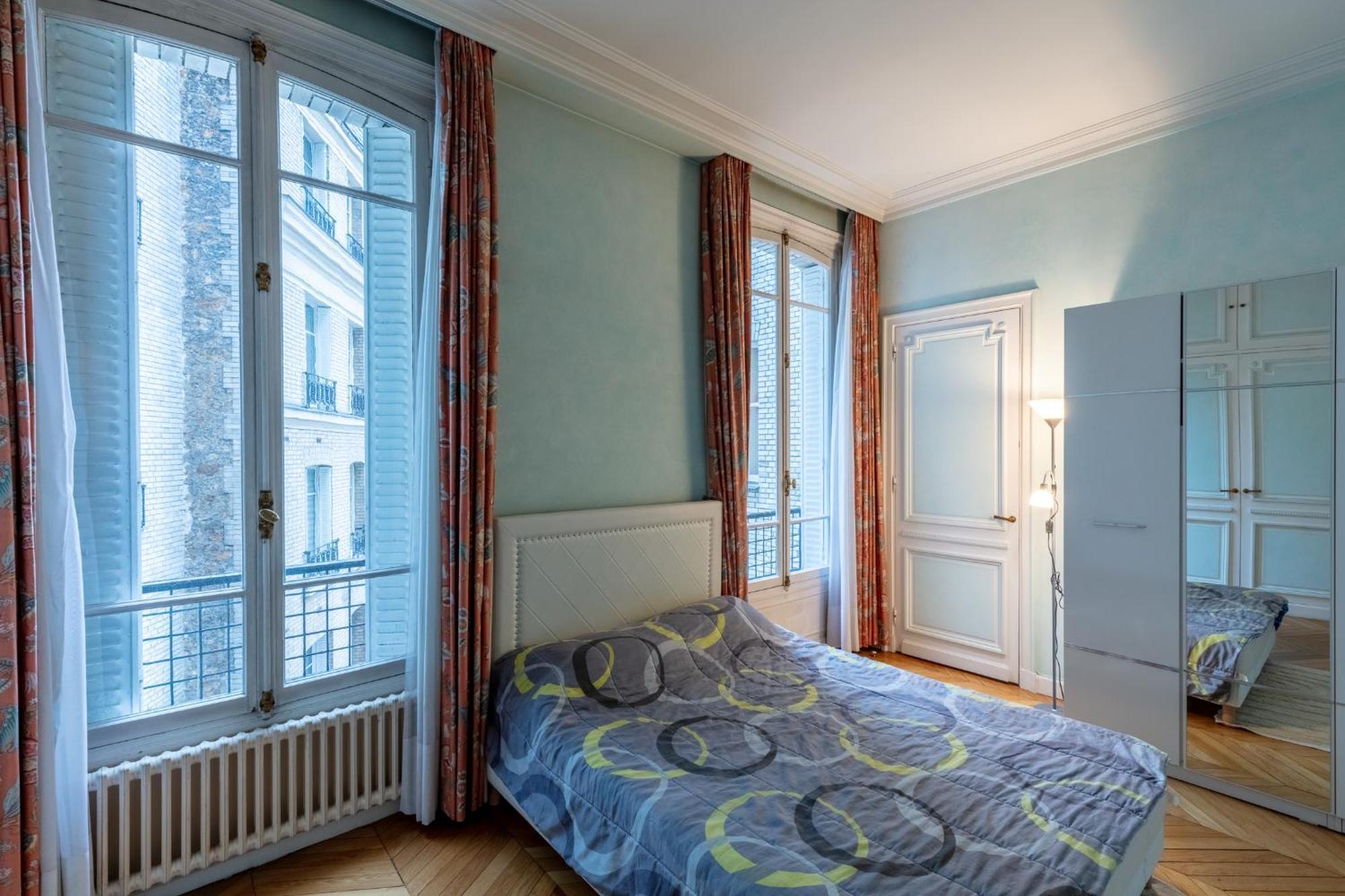 Avenue Niel - Spacieux Parijs