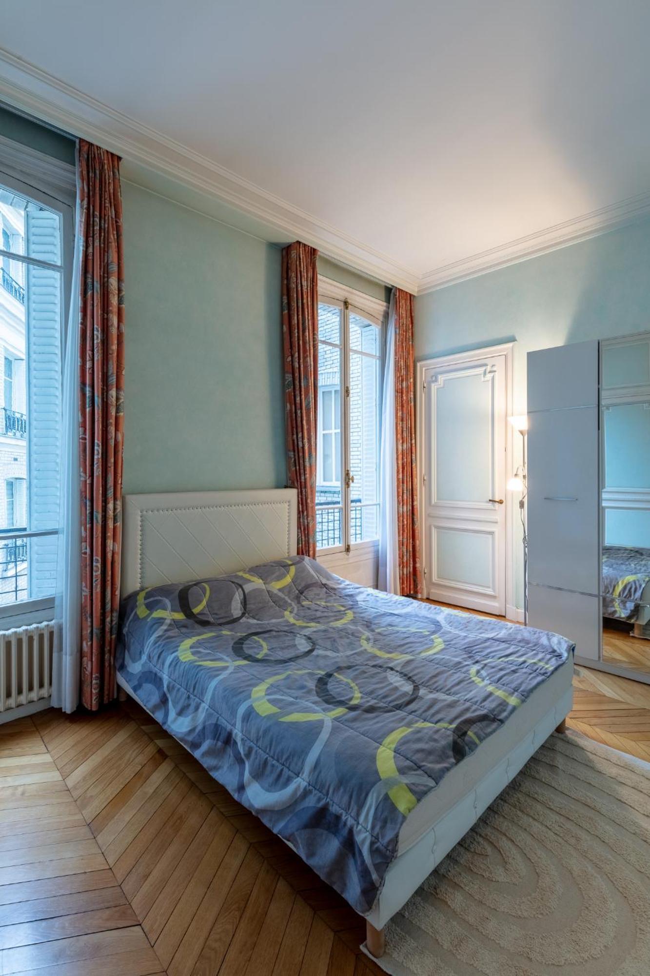 Avenue Niel - Spacieux Parijs
